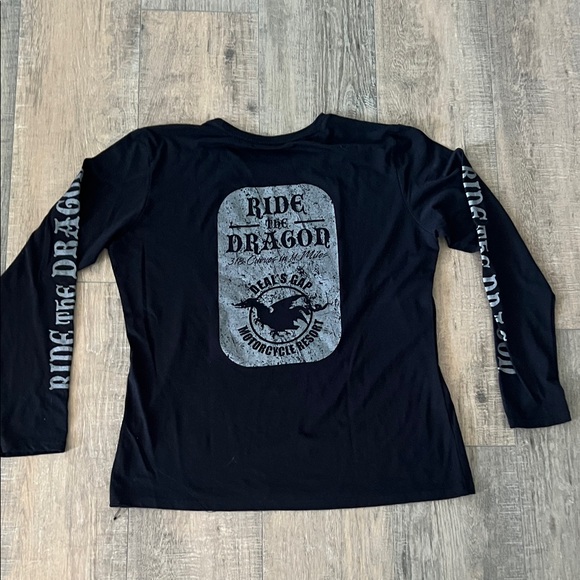 Gildan Black Long Sleeve Tee - Ride the Dragon - Picture 6 of 6